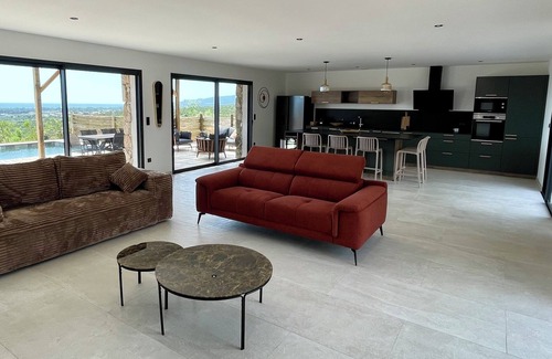 Ventiseri Villa | Magnificent sea-view villa with private pool