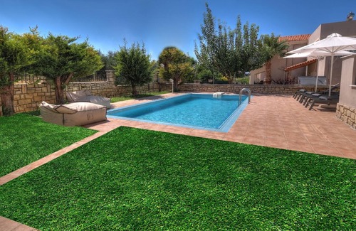 Prinos Villa | Magnificent Villa Prinos Princess
