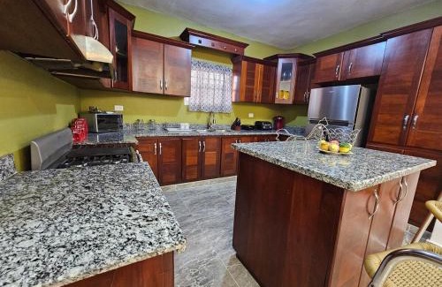 Residencial El Doral Casa | Magnifico Alojamiento