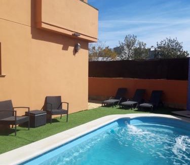 Torre del Mar Casa | Magnifico chalet con piscina privada
