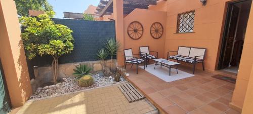 Torre del Mar Casa | Magnifico chalet con piscina privada