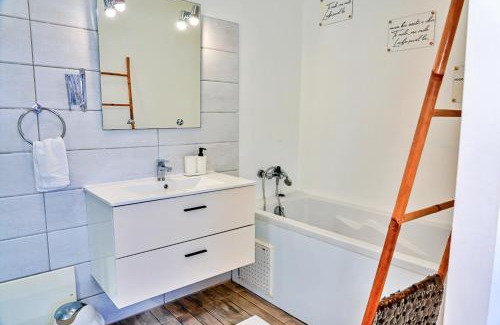 Case-Pilote Apartamento | Magnifique appartement MISIK vue sur mer, piscine