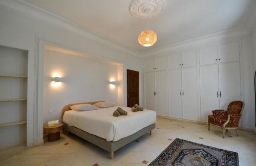 Beaucaire Villa | Magnifique Bastide Provençale avec piscine entièrement privatisée