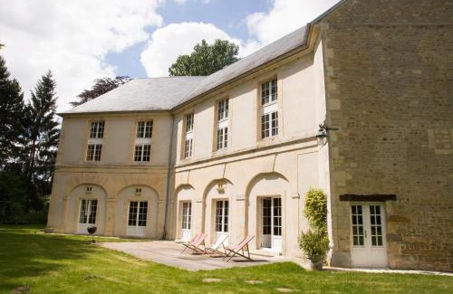 Tilly-sur-Seulles Casa | Magnifique château rénové proche bourg grand parc belle terrasse billard, ping pong, proche Bayeux et plages du débarquement