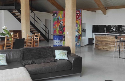 Marcillac Casa | Magnifique Grange Entièrement Rénovée en Pleine Campagne