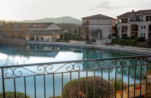 Pont Royal Apartamento | Magnifique vue lac au Golf de Pont-Royal