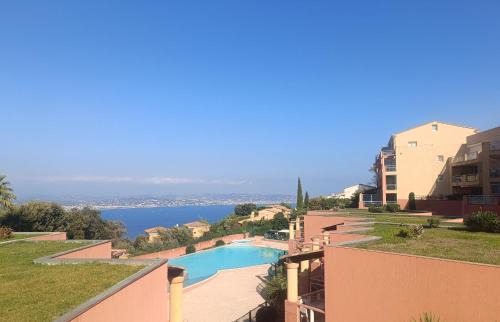 Theoule-sur-Mer Apartamento | Magnifique vue mer et piscine - Les Clés de L Estérel