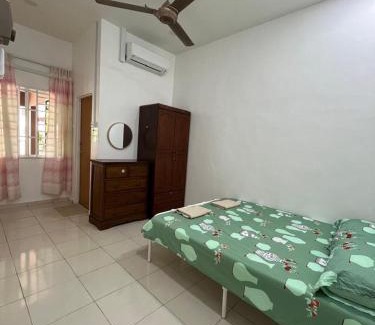 Kampung Raya Rawa Casa | Magnolia 3 Homestay