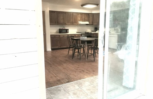 Lakeview Cabina | Magnolia #4 @ Copper Johns Resort