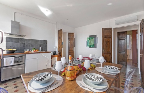 Solcio Apartamento | Magnolia Apartment in Villa Jejia, Lesa, Italy