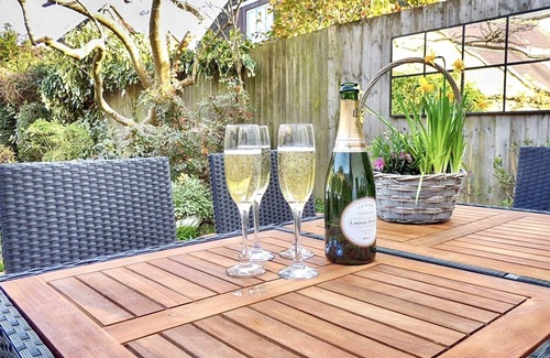 Moreton-in-Marsh Cabaña | Magnolia Cottage