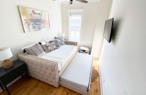 Historic District - North Casa | Magnolia Estate - 3 Separate Units, Courtyard