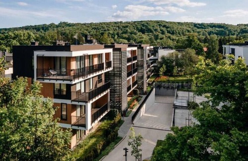 Zwierzyniec Apartamento | Magnolia garden apartment - four-legged friends also welcome