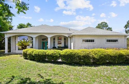 Upper Grand Lagoon Casa | Magnolia Hideout
