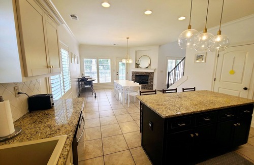 Southaven Casa | Magnolia House - 5BD/3BA - Family & Pet Friendly!