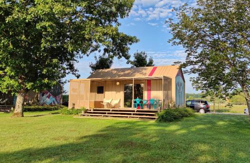 Metlika Casa | MAGNOLIA HOUSE by the RIVER BB