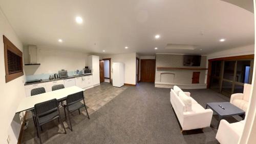 Tamahere Casa | Magnolia Park