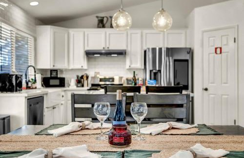 Hanford Casa | Magnolia Peaceful Vibes Cozy Near Hospital