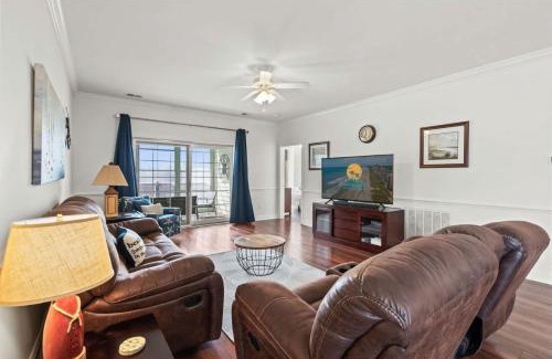 Central Myrtle Beach Casa | Magnolia Pointe Unit 301