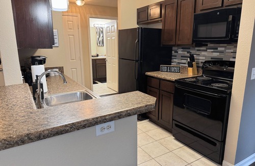 Tupelo Apartamento | Magnolia Serenity: 2BR/1BA w/ Gym, Pool, BBQ Grill