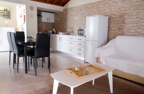 Mosteiros Casa | Magnolia - T2, toda la casa junto al mar