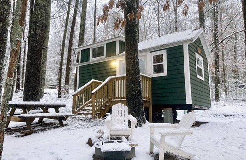 Clarkesville Cabina | Magnolia Tiny Home at Bleu Canoe