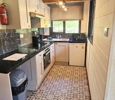 Warminster Casa | Magpie 3 HuntersMoon-Longleat-Warminster-Bath