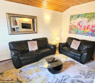 Warminster Casa | Magpie 3 HuntersMoon-Longleat-Warminster-Bath