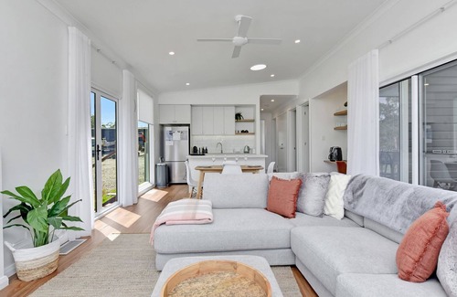 North Rothbury Casa | Magpie Two - Two for Joy Estate. 3 bedroom sleeping 6