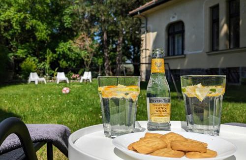 15th District Apartamento | Magyaros-szecessziós Villa