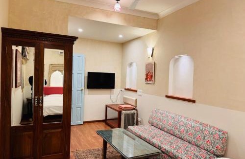 Hauz Khas Village Apartamento | Maharaja Suite -2 BHK Apartment