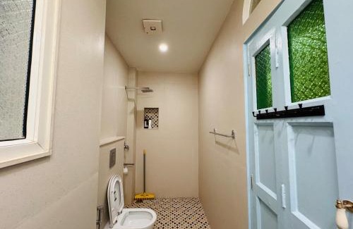 Hauz Khas Village Apartamento | Maharaja Suite -2 BHK Apartment