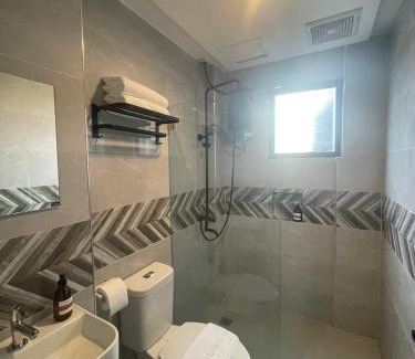 Bacolod Hotel | Maharlika City Inn