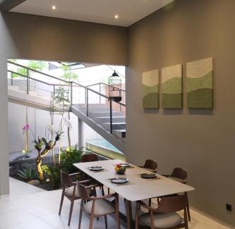 Setiabudi Villa | Mahitala Villa Bandung Heated Pool
