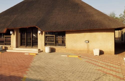 Carletonville Casa | Mahlambandlopfu Presidential Guest House