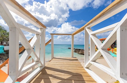 Maho Condominio | Condominio clásico de 1 dormitorio en la playa de Maho