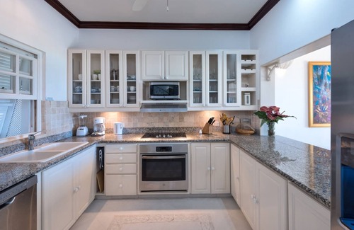 Old Trees Bay Casa | Mahogany Bay by Blue Sky Luxury