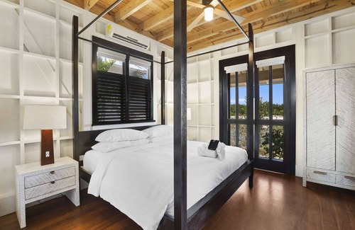 San Pedro Complejo | Mahogany Bay Resort & Beach Club, Curio Collection by Hilton