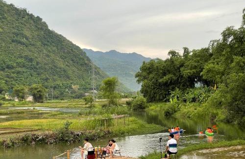 Chieng Chau Casa | Mai Chau riverside camping