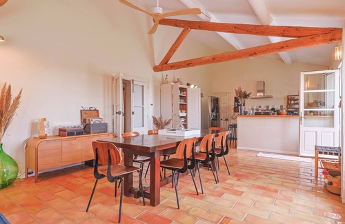 Arpaillargues-et-Aureillac Casa | Maison Dou Vala, a holiday home for 6 people near Uzès in France