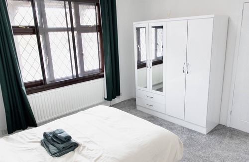 Maidstone Casa | Maidstone City DetachedCosy Bungalow with Big Garden - 3 min from City Centre