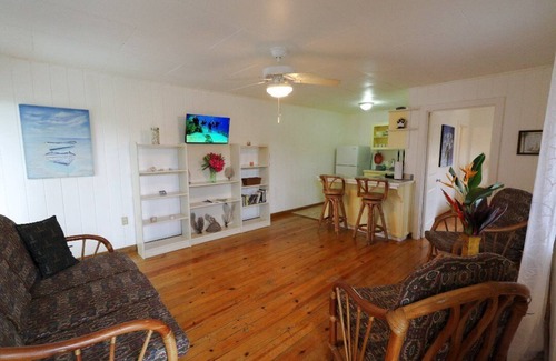 Isla de Utila Apartamento | Main Floor at The Gardens!