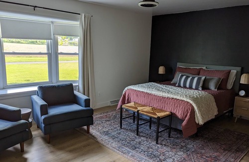 Alexandria Apartamento | Main level on Riverside Dr
