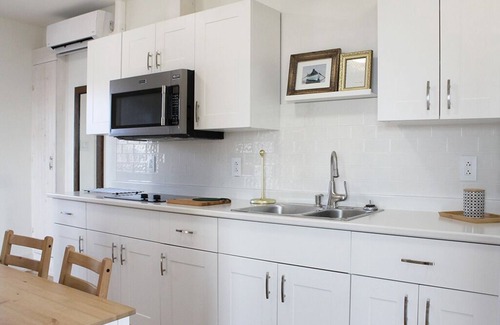 Baddeck Apartamento | Main Street Apartment with Waterfront Views
