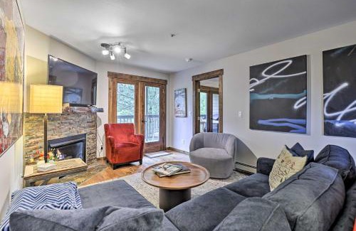 Frisco Apartamento | Main Street Frisco Condo with Private Patio!