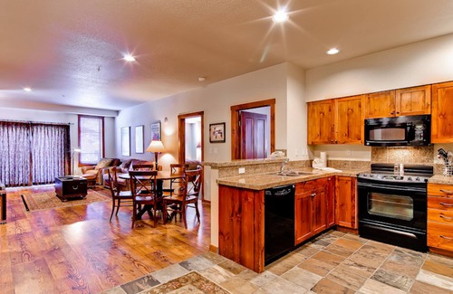 Peak 9 Apartamento | Main Street Station