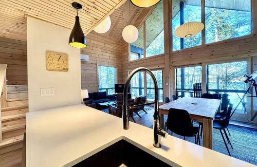 Boothbay Casa | Mainelandia! Stunning New Waterfront Home!