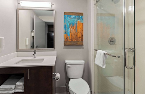 Gatlinburg Hotel | MainStay Suites Gatlinburg Downtown Area