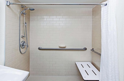 Overland Park Hotel | MainStay Suites- Kansas City Overland Park