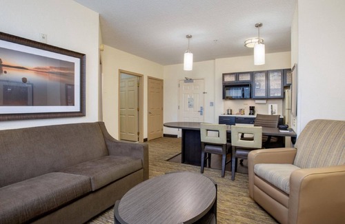 Overland Park Hotel | MainStay Suites Kansas City Overland Park